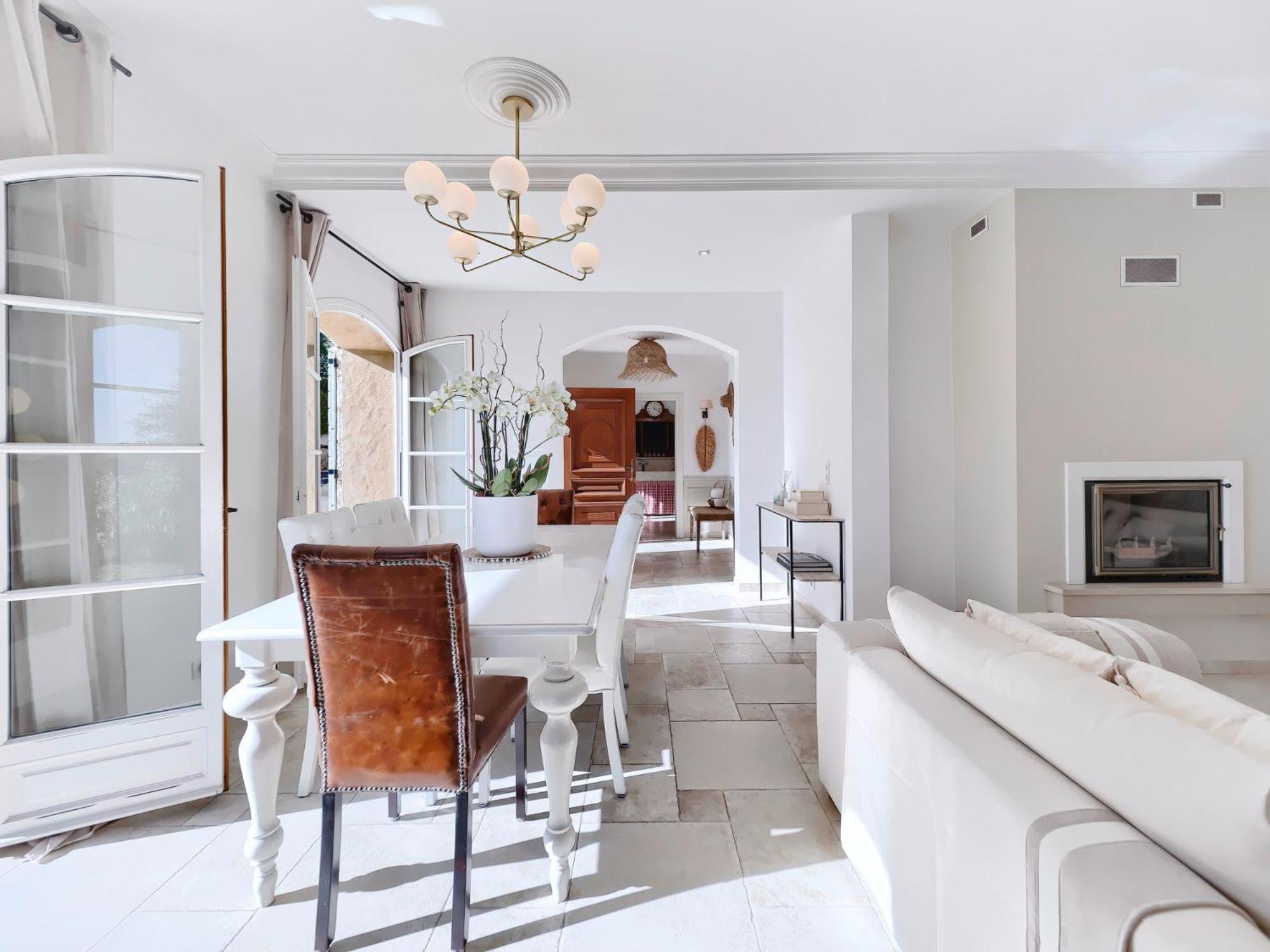 Bastide D'architecte En Pierre * Cagnes-sur-Mer
